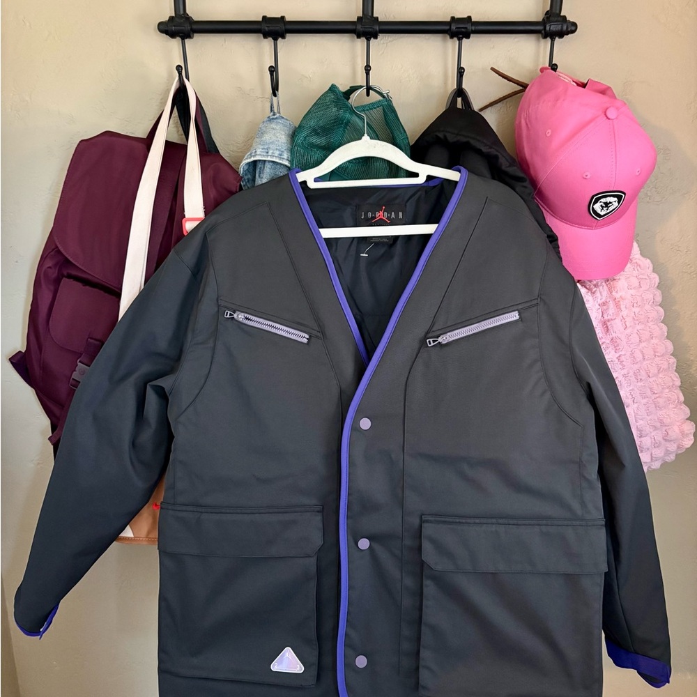 Jordan Women’s 23 Engineered Jacket – Size M (Loose Fit)